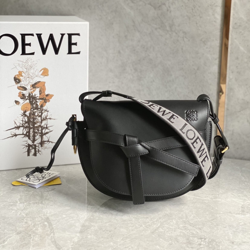 l*ew* satchel bags